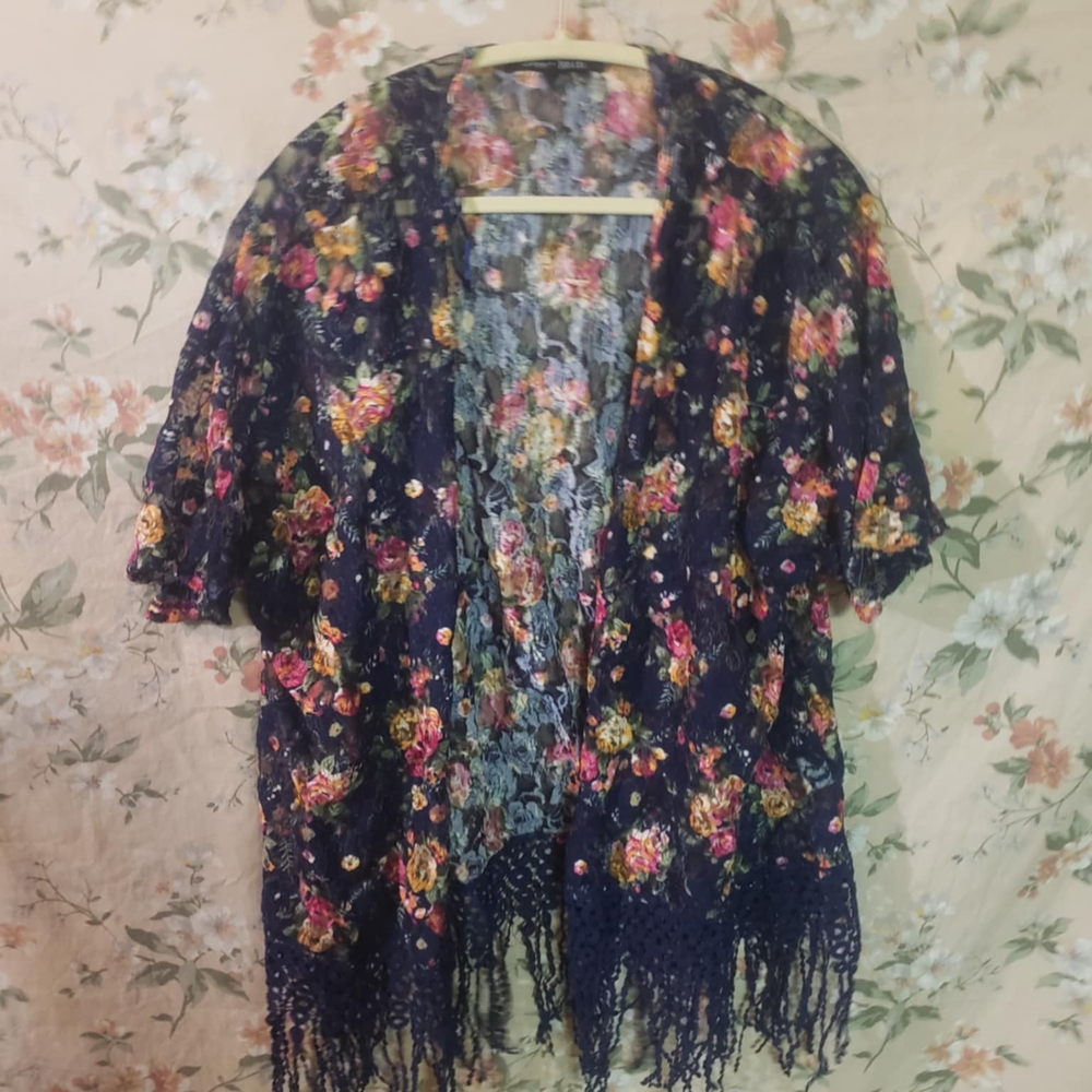 Floral Lace Kimono with Fringe